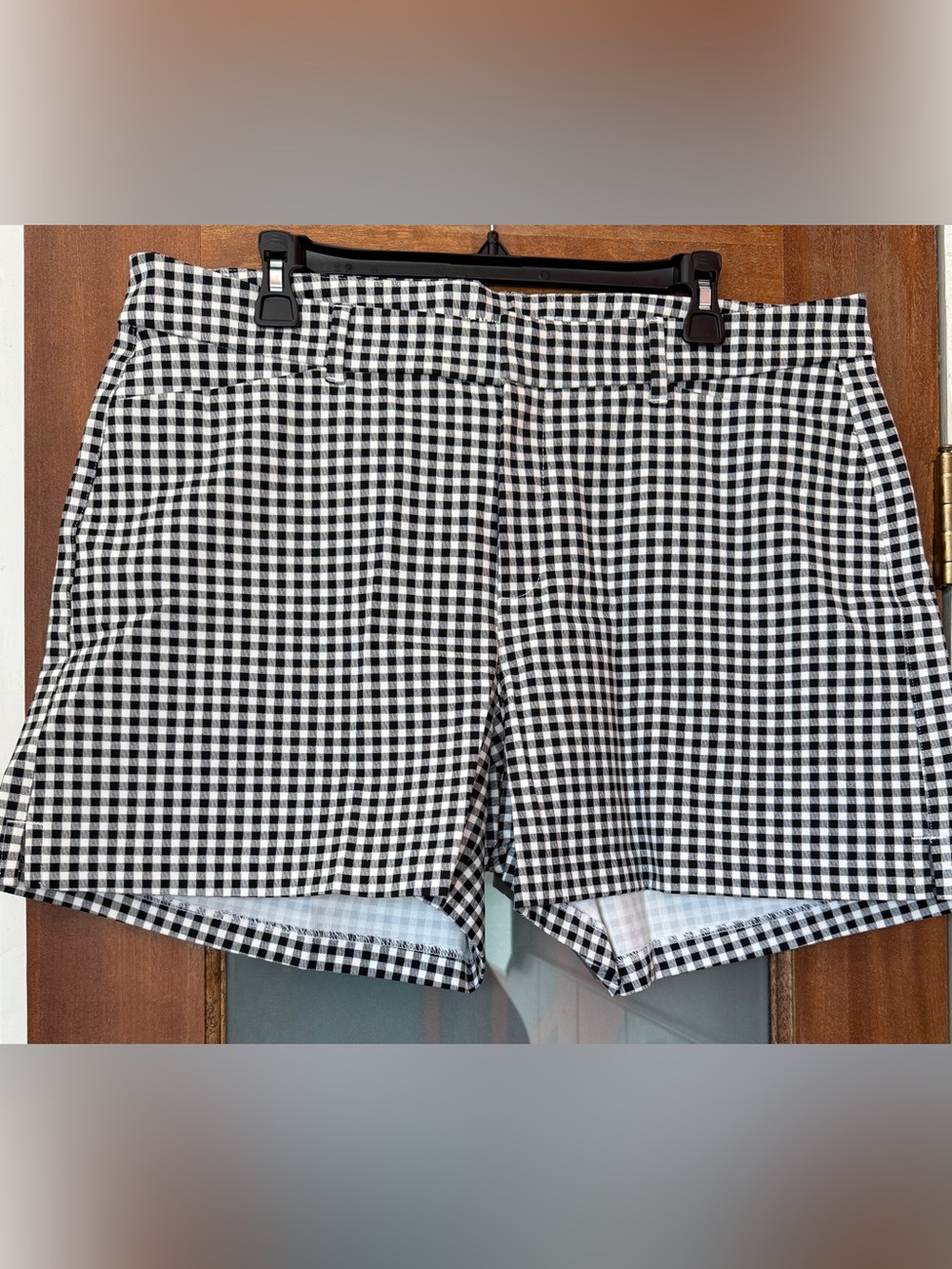 Old Navy Women Structured High Waisted Black & White Gingham Pixie Short NWOT